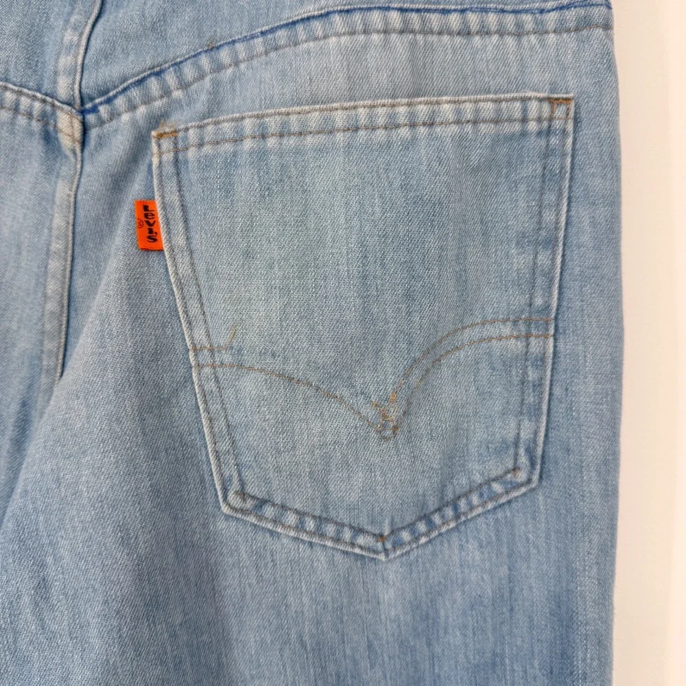 Levis overall good